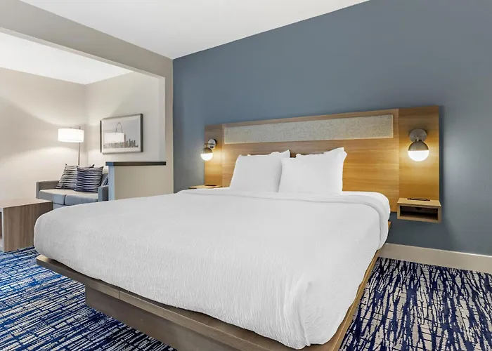 Western St. Louis Отель 2*