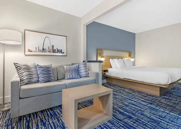 Hotel Western St. Louis 3*